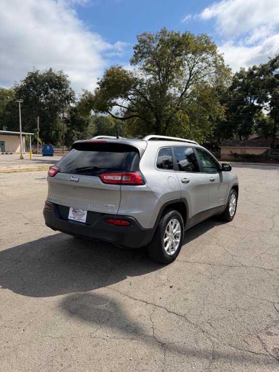 2017 Jeep Cherokee Image 5