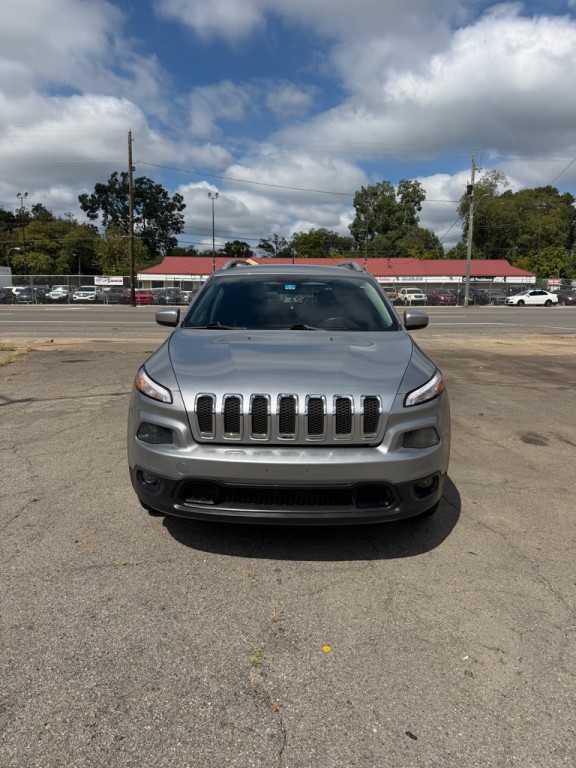 2017 Jeep Cherokee Image 8
