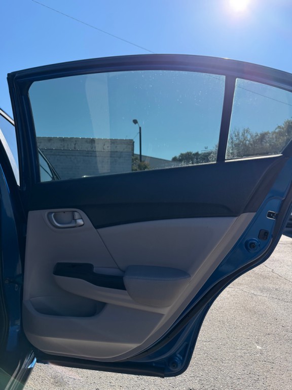2015 Honda Civic Image 18