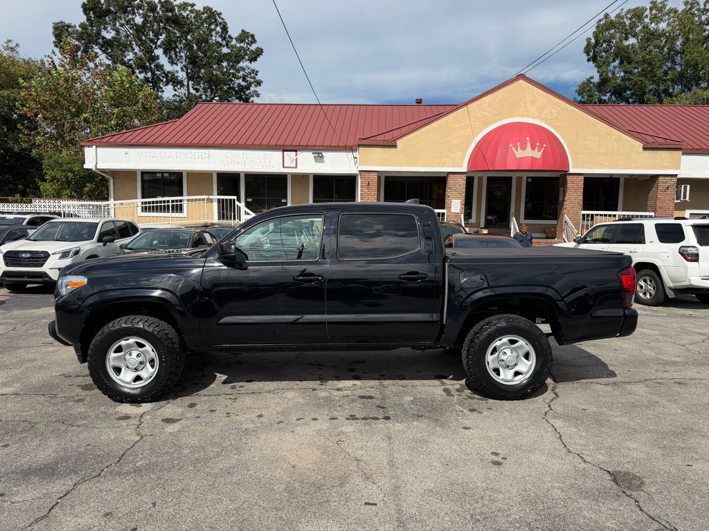 2022 Toyota Tacoma Image 2