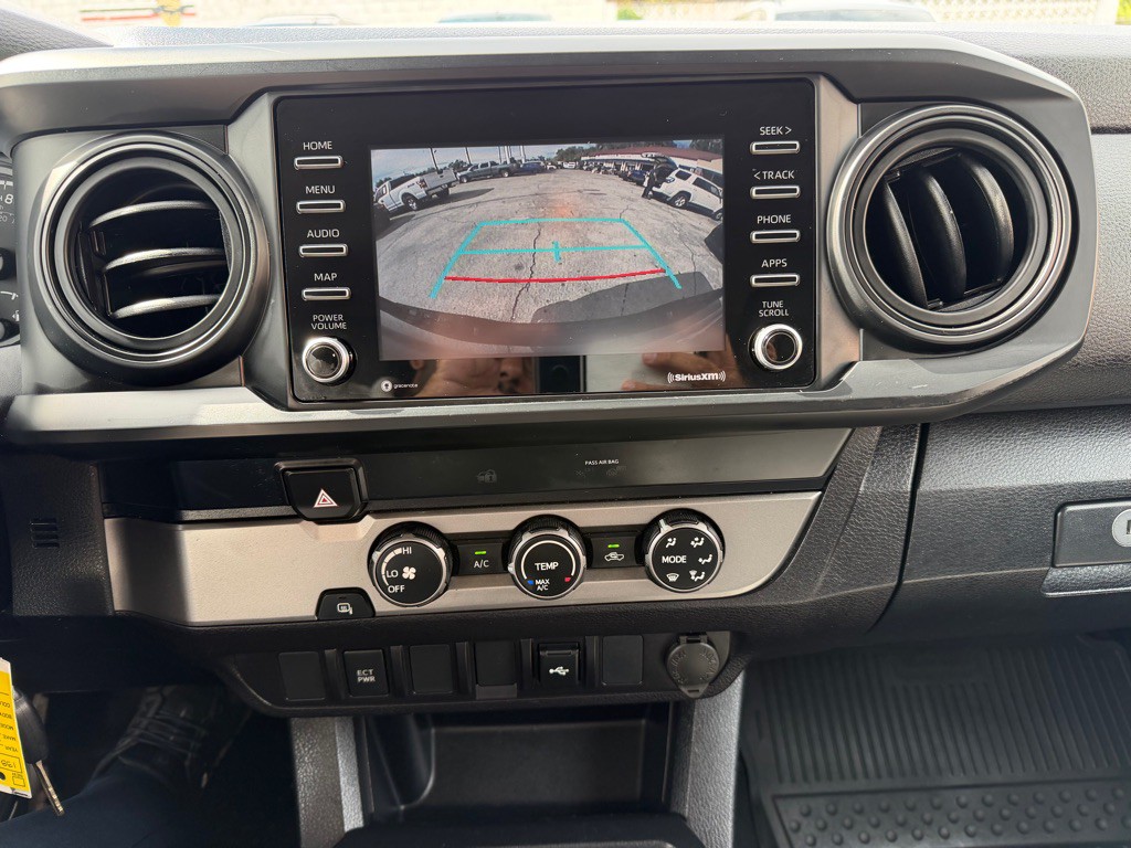 2022 Toyota Tacoma Image 11