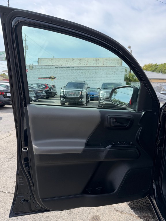 2022 Toyota Tacoma Image 15