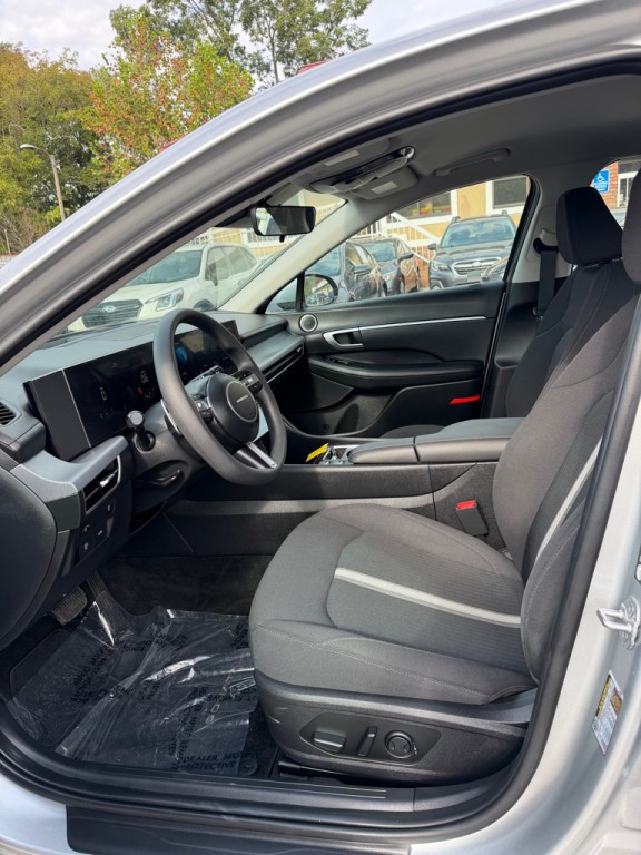 2025 Hyundai Sonata Image 16