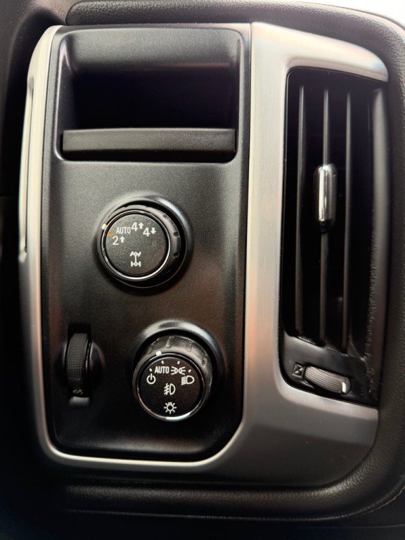 2018 GMC Sierra Image 14