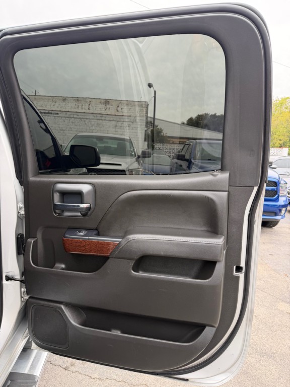 2018 GMC Sierra Image 21