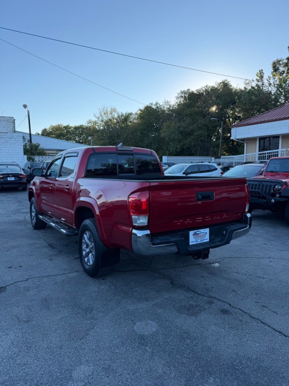 2016 Toyota Tacoma Image 3