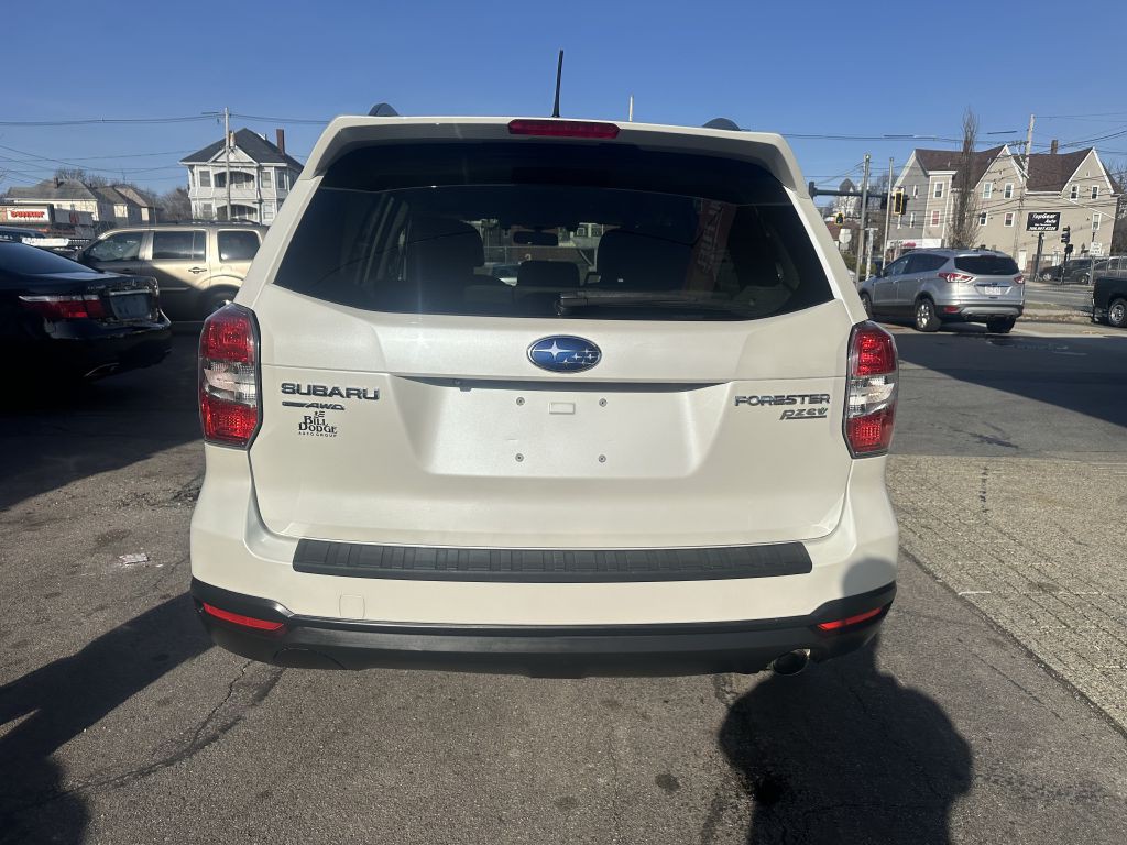 2015 Subaru Forester Image 5