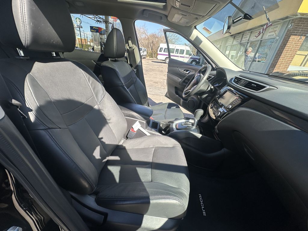 2014 Nissan Rogue Image 9