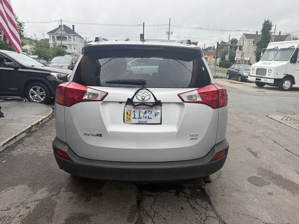 2013 Toyota Rav4 Image 4