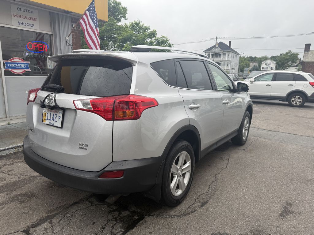 2013 Toyota Rav4 Image 6