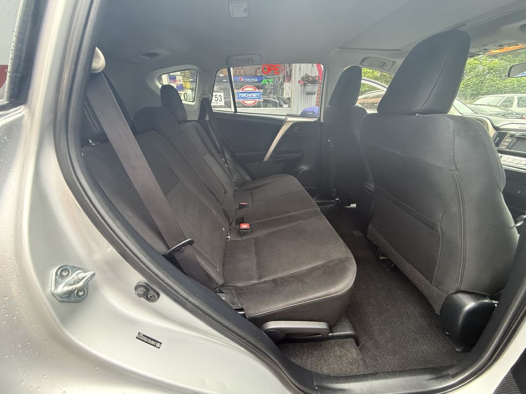 2013 Toyota Rav4 Image 9