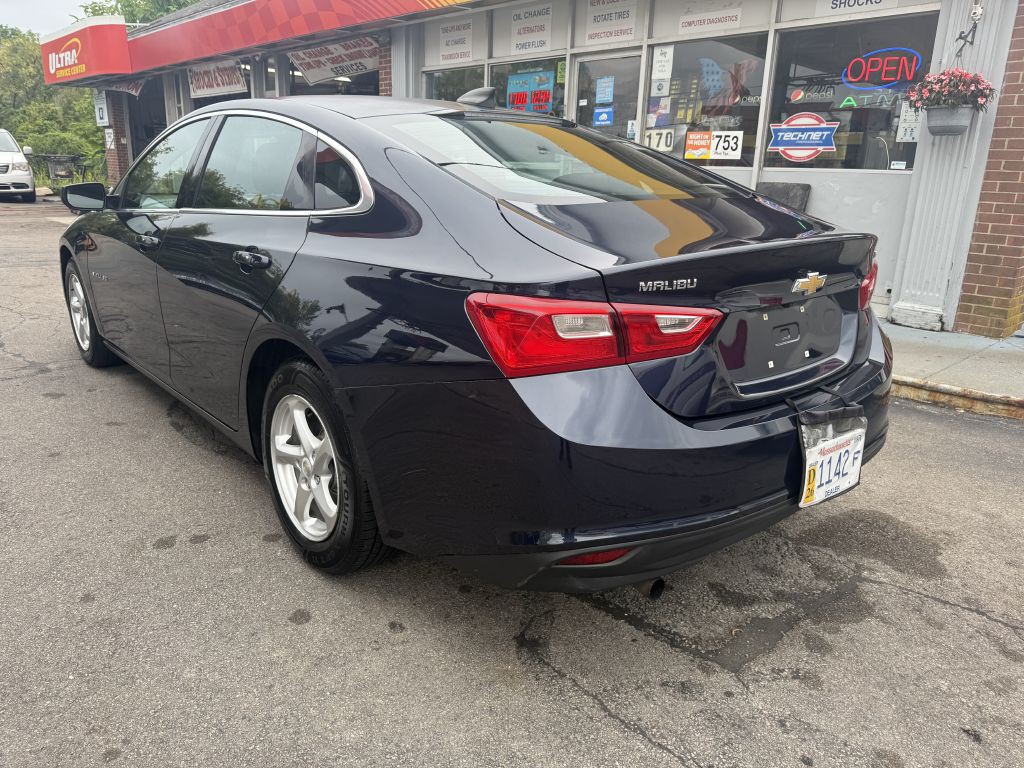2016 Chevrolet Malibu Image 5