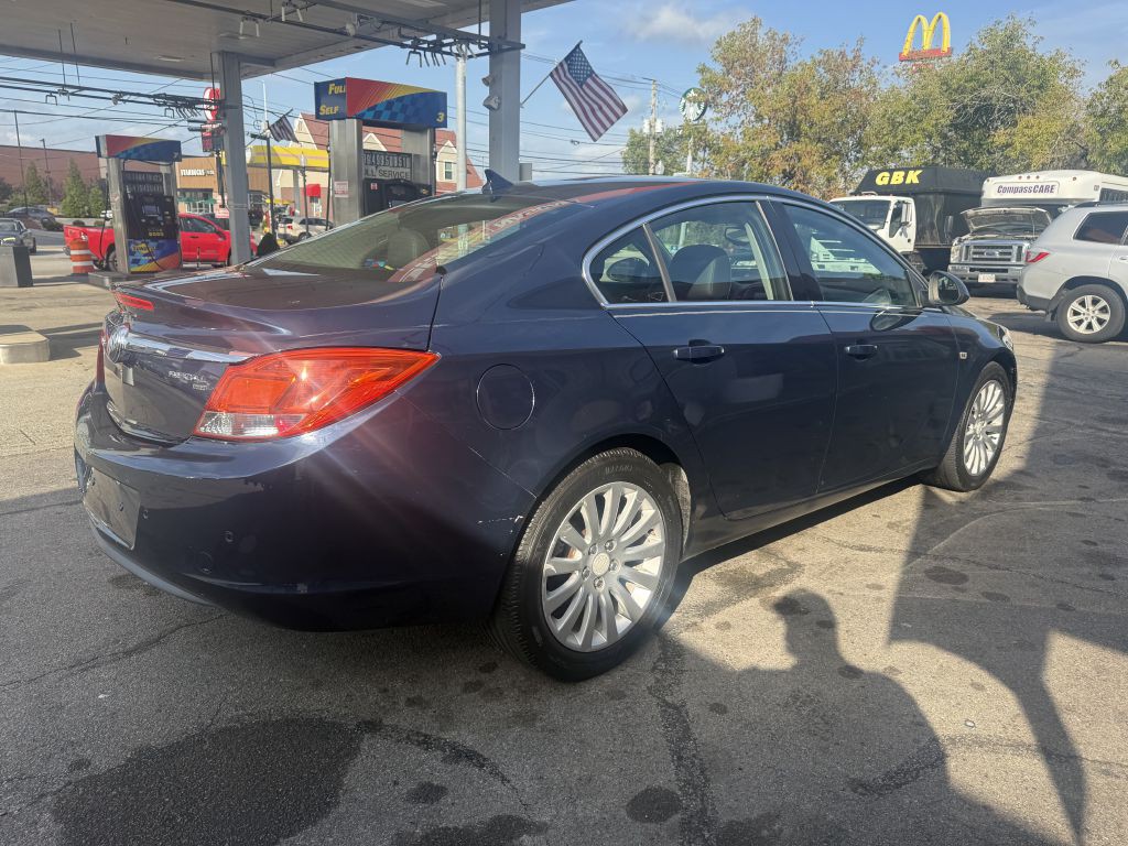 2011 Buick Regal Image 6