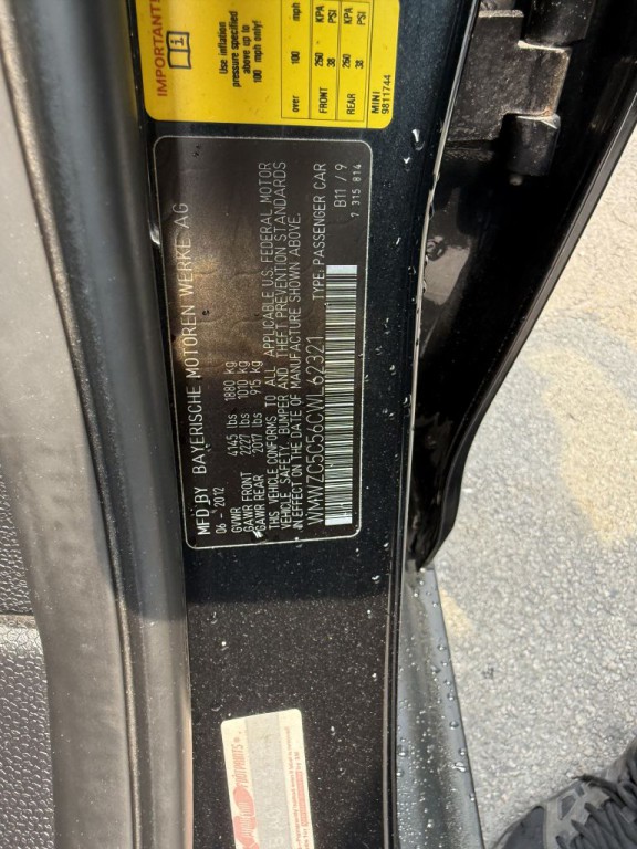 2012 MINI Cooper Image 11