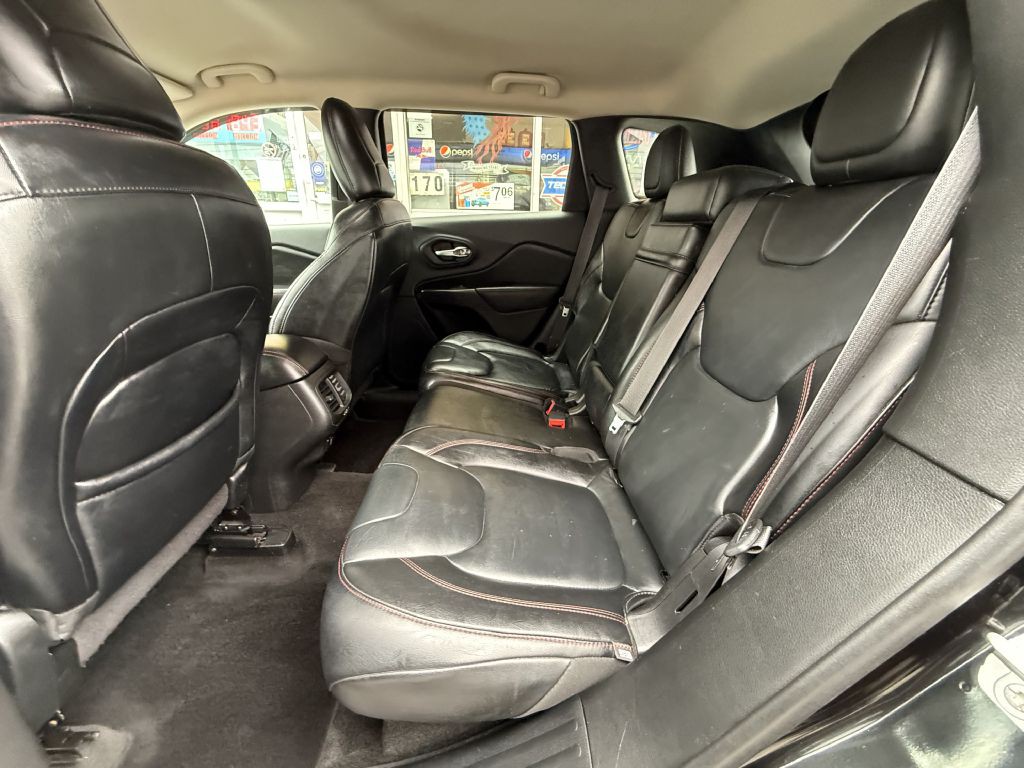 2014 Jeep Cherokee Image 11