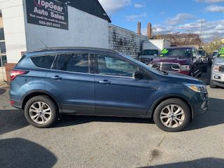 2018 Ford Escape Image 2