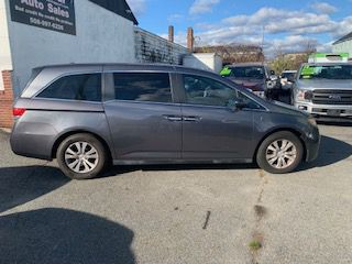 2014 Honda Odyssey Image 1