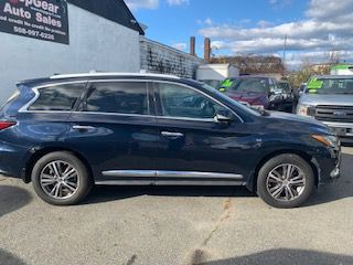 2017 INFINITI QX60 Image 1
