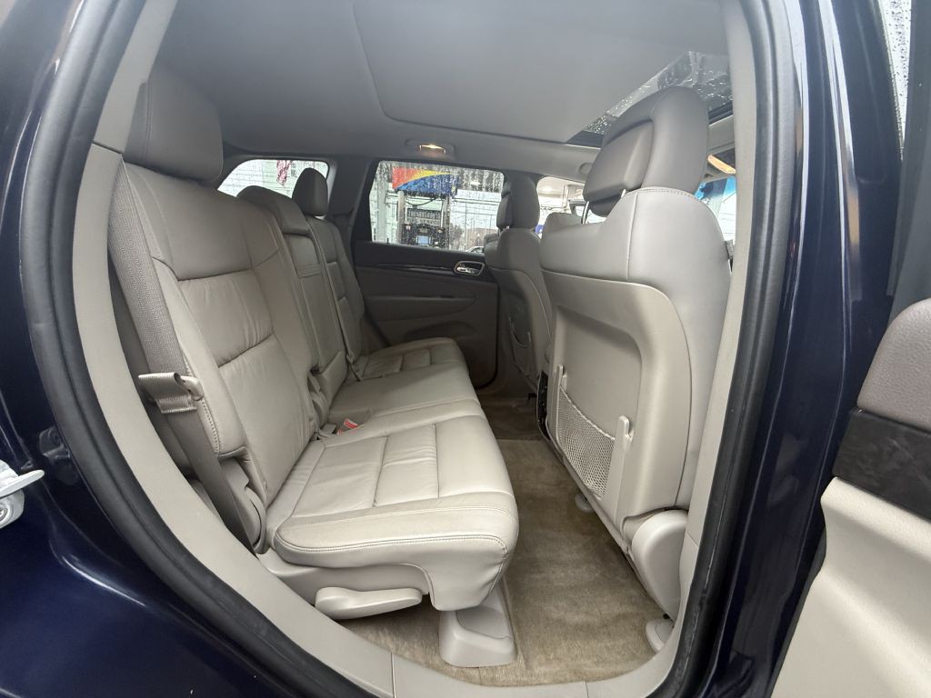 2012 Jeep Grand Cherokee Image 9