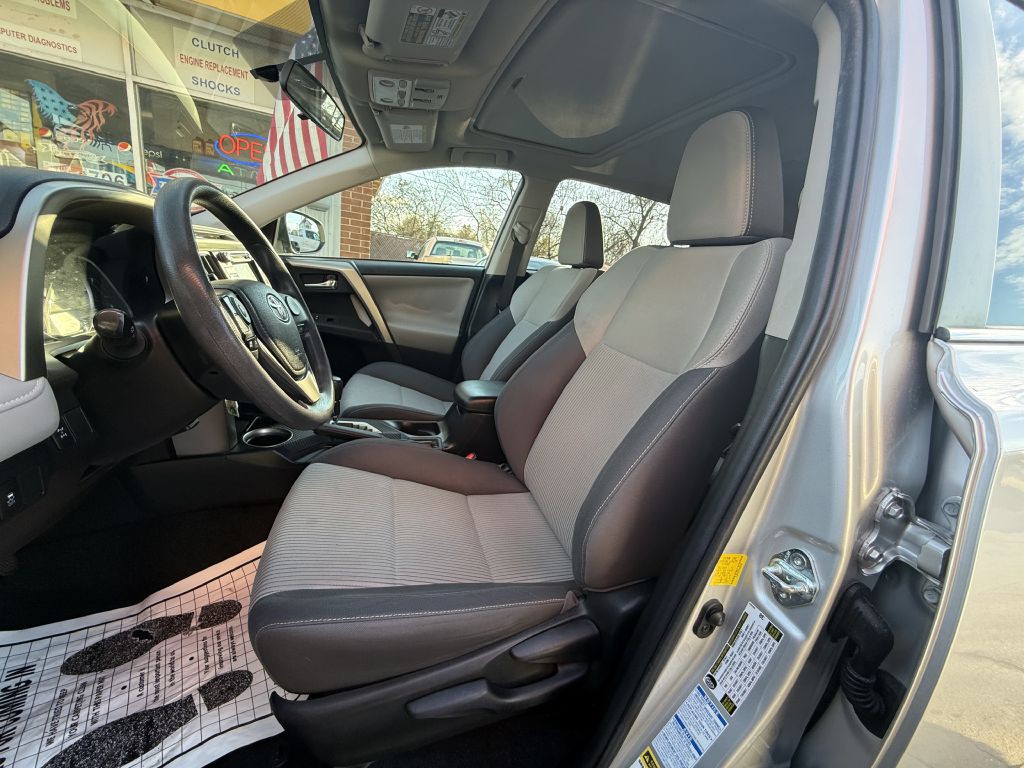 2015 Toyota Rav4 Image 7