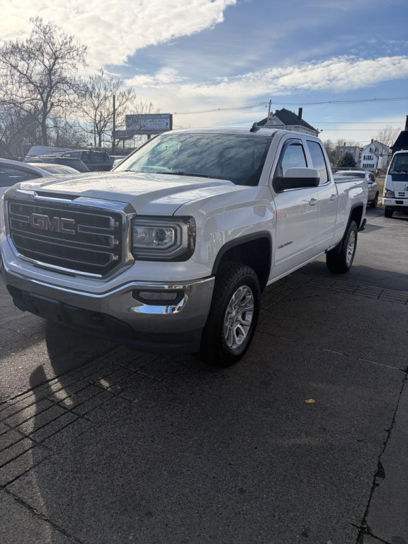 2016 GMC Sierra Image 1