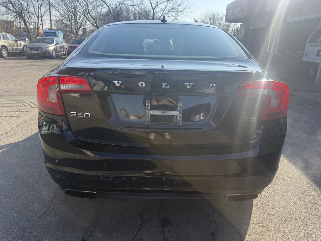 2014 Volvo S60 Image 5
