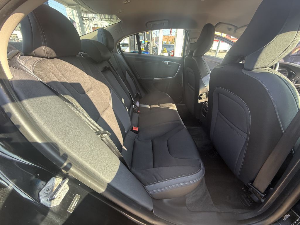 2014 Volvo S60 Image 9