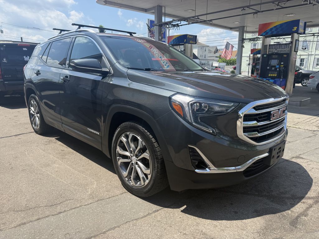 2019 GMC Terrain Image 2