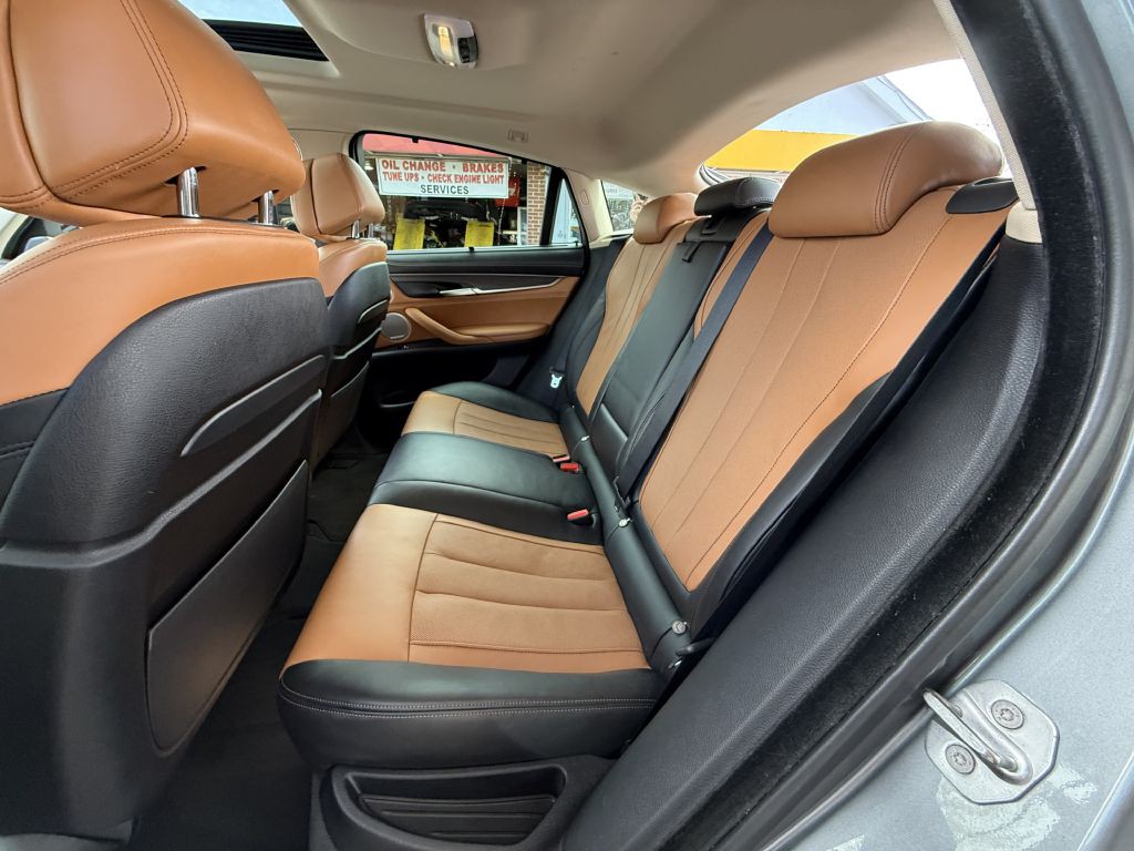 2016 BMW X6 Image 12