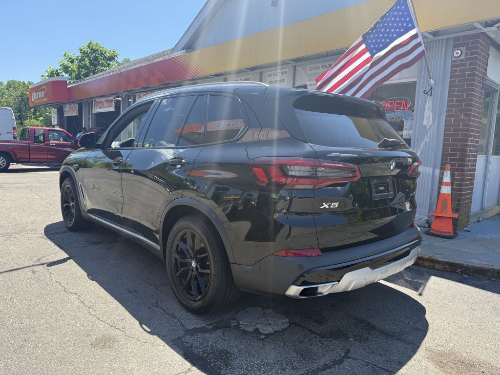 2020 BMW X5 Image 6