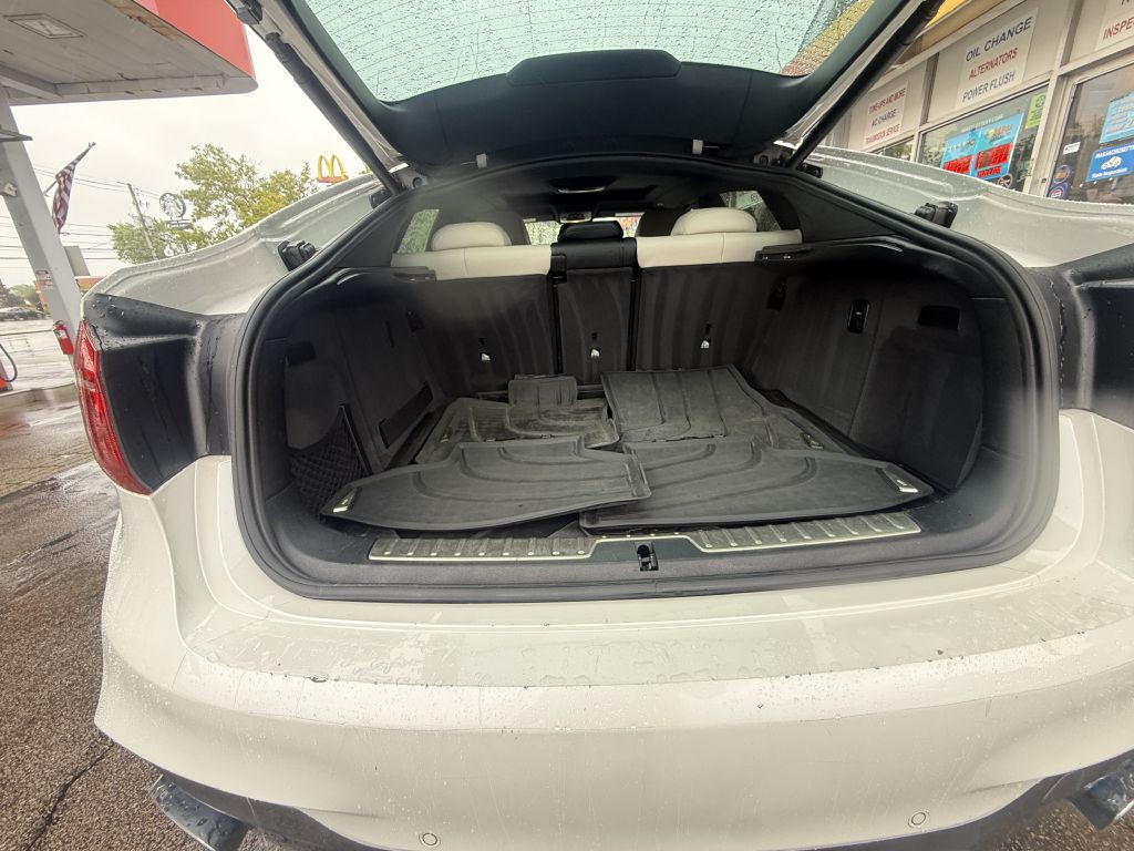 2017 BMW X6 Image 11