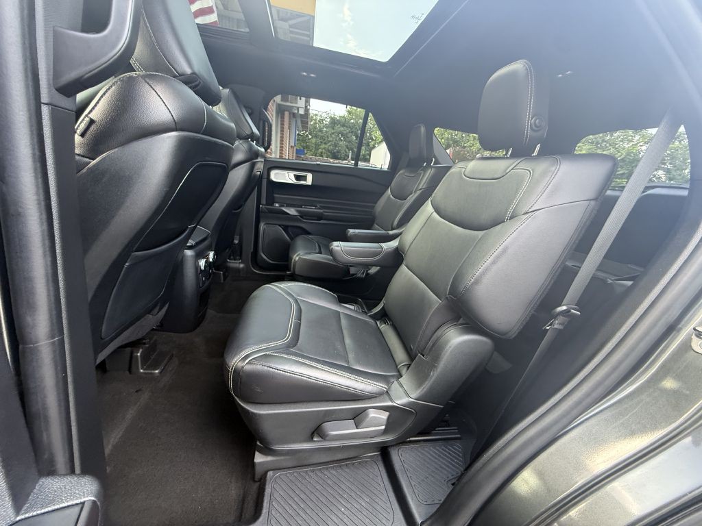2020 Ford Explorer Image 11
