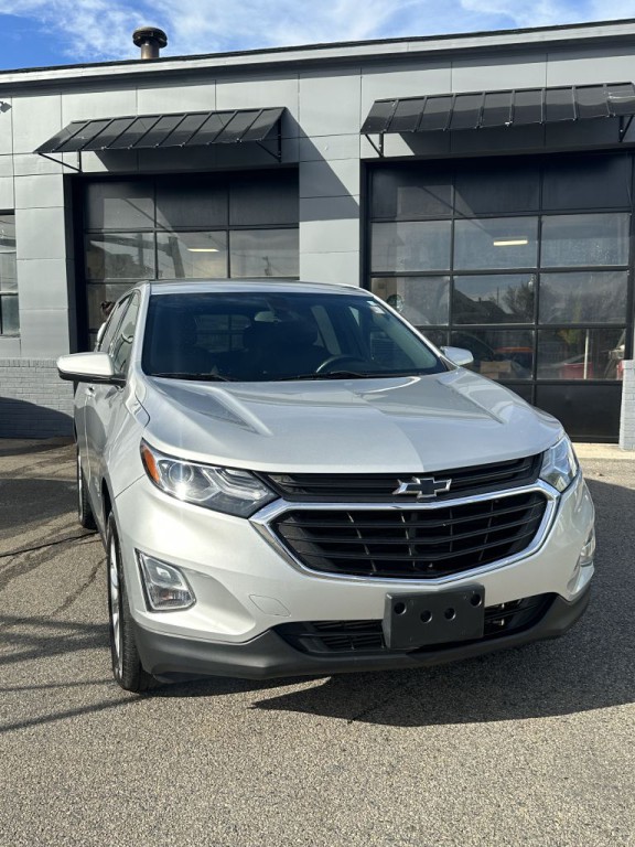 2018 Chevrolet Equinox Image 2