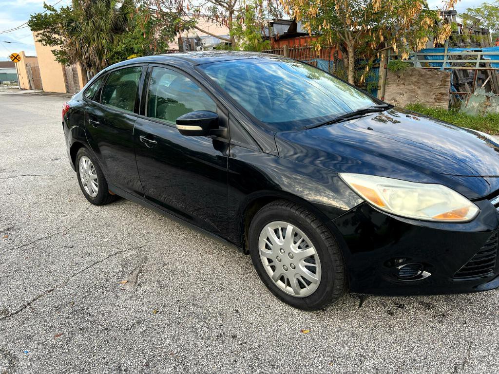 2013 Ford Focus Image 12