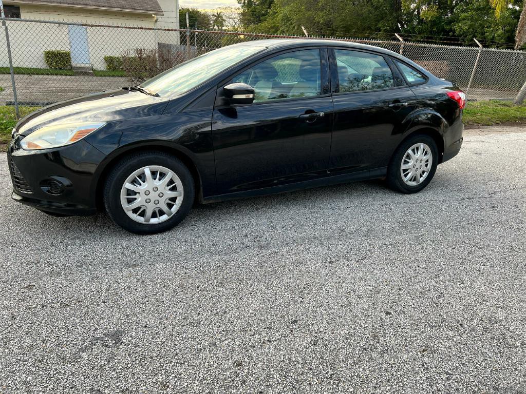 2013 Ford Focus Image 16