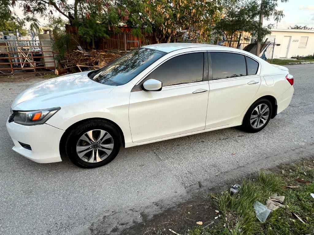 2014 Honda Accord Image 8
