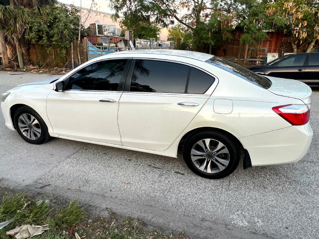 2014 Honda Accord Image 9