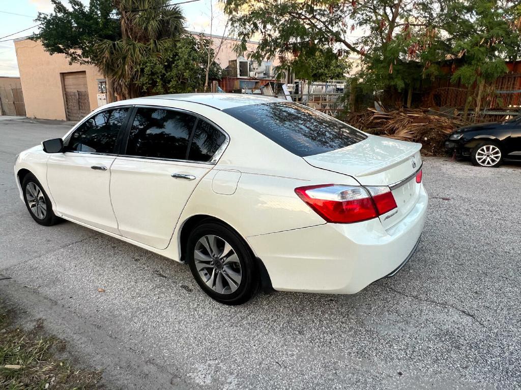 2014 Honda Accord Image 10