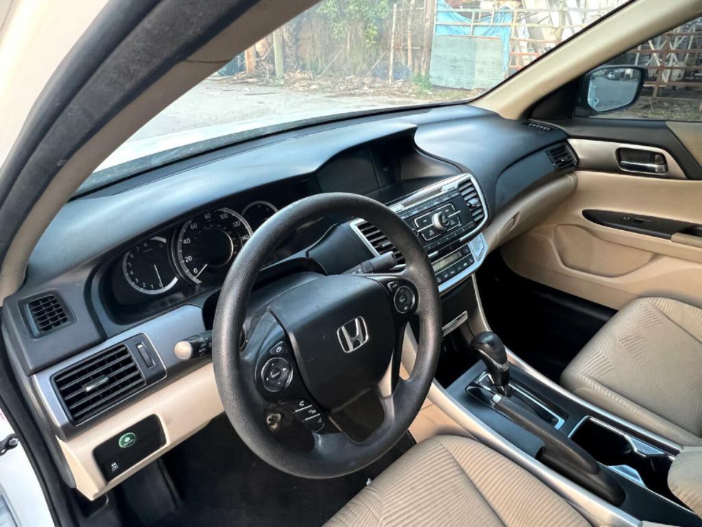 2014 Honda Accord Image 23