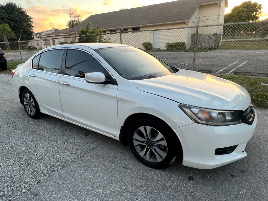 2014 Honda Accord Image 25