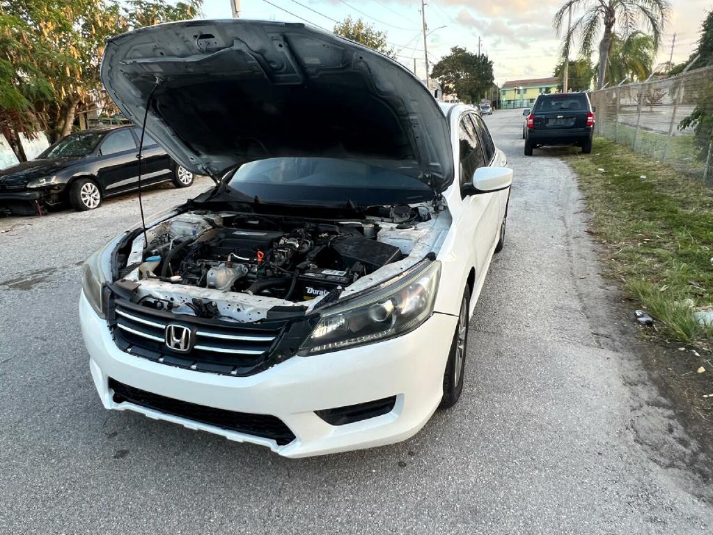 2014 Honda Accord Image 28