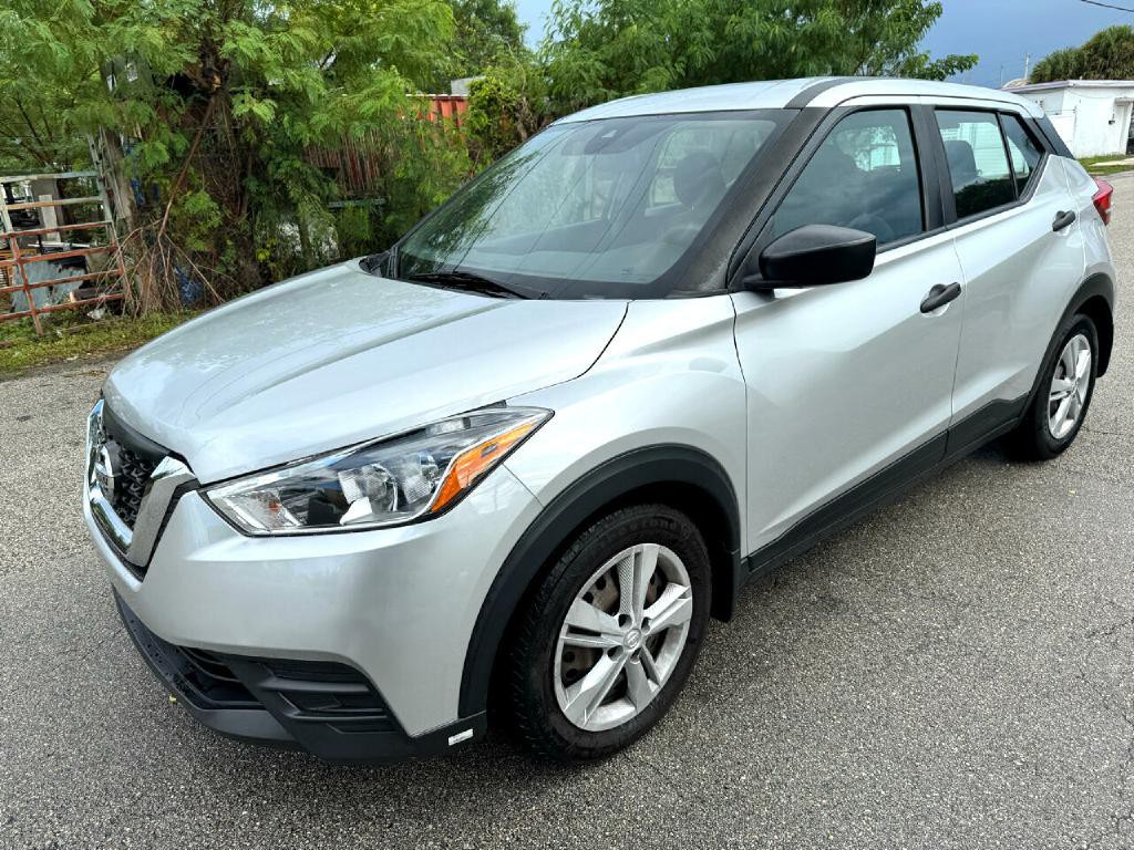 2020 Nissan Kicks Image 3