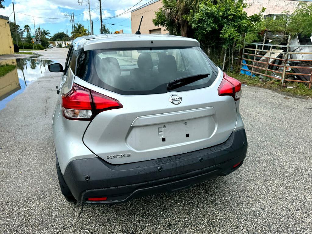 2020 Nissan Kicks Image 25