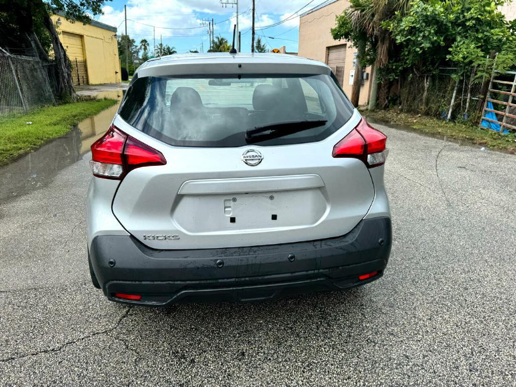 2020 Nissan Kicks Image 26