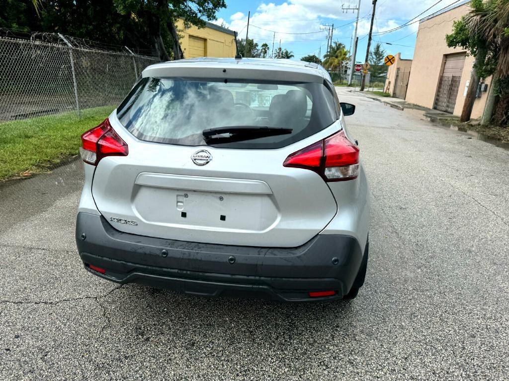 2020 Nissan Kicks Image 29