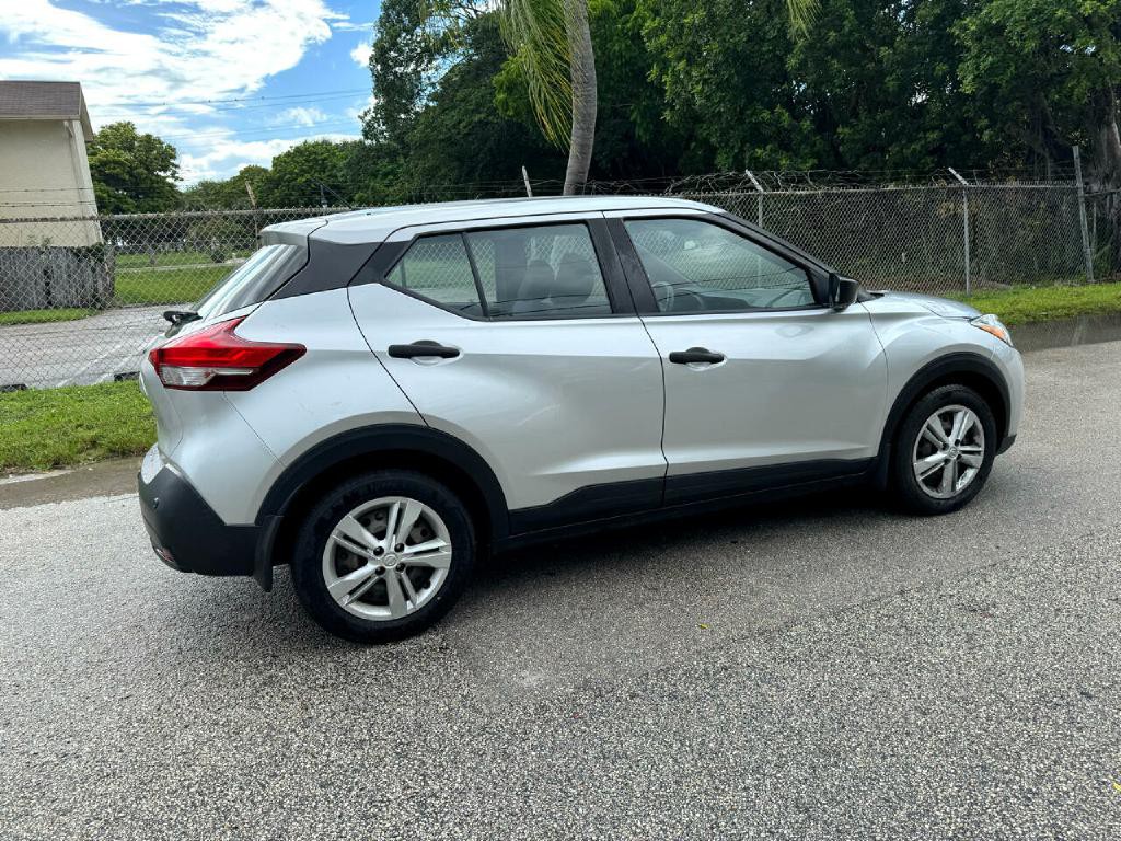 2020 Nissan Kicks Image 35