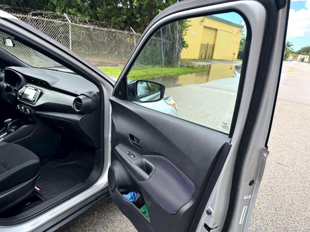 2020 Nissan Kicks Image 36