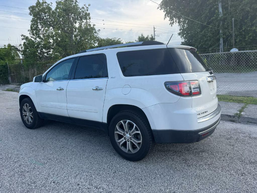 2015 GMC Acadia Image 17