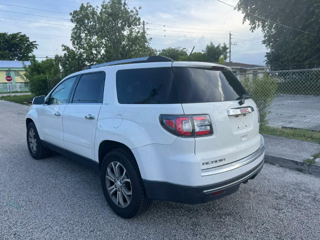 2015 GMC Acadia Image 18
