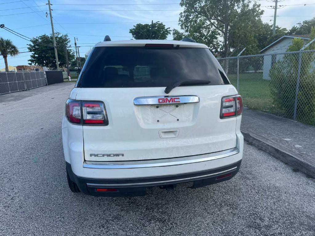 2015 GMC Acadia Image 19